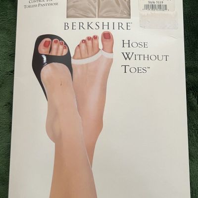 Berkshire Ultra Sheer Hose Without Toes Control Top Nude Size 1